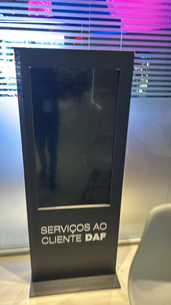 Aluguel de Painel de LED Gigante para Eventos e Congressos