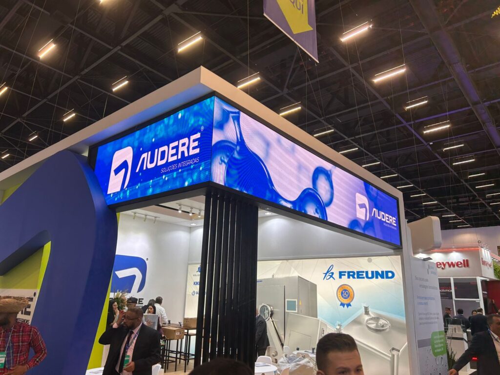 Aluguel de Totem Interativo Painel de led touch Screen Holograma 3d em Nova Lima Belo Horizonte 2026